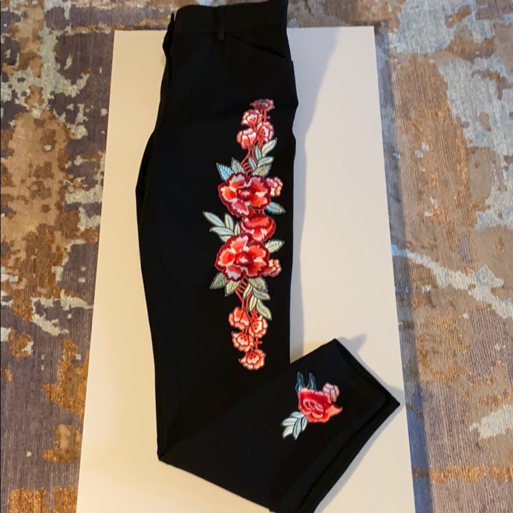 Express embroidered stretch pants 2R